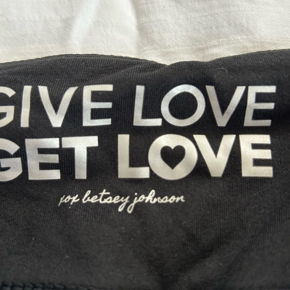 Betsey Johnson Black and Hot Pink Palm print leggings Sz L - Picture 2 of 5